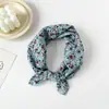 Lenço Quadrado Pequeno 58 Algodão Puro Azul Paisley Lenço de Seda Versátil Estampa Floral Lenço Fino para Pescoço Lenço para Mulheres Atacado
