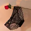 Panty de Malla Transpirable Fino de Verano Sexy para Mujer Triángulo Niñas Sin Costuras de Tiro Bajo Hueco Encaje Pura Deseo Ropa Interior Mujer
