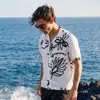 Nueva camisa de verano estilo nicho con estampado de margaritas para hombre, moderna, a la moda, versátil, única, de manga corta y corte holgado