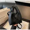 Bolso de Mano Texturizado Retro Transfronterizo para Mujer 2024 Otoño e Invierno Nueva Moda Simple Bolso Balde Combinable Bolso Bandolera