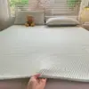 Juego de Tres Piezas de Seda de Hielo Transpirable Refrescante Clase A para Estudiantes, Colchón de Dormitorio, Colchoneta Refrigerante para Cama Individual, Lavable a Máquina