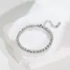 Pulsera Minimalista Europea y Americana de Moda, Acero Inoxidable con Diamantes Completos, Diseño de Nicho, Versátil para el Uso Diario, Pulsera de Acero de Titanio para Mujer al por Mayor