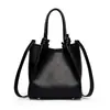 Bolso Tote de Nicho para Viajeros para Mujer, Estilo de Moda Verano 2026, Bolso de Hombro Versátil Casual de Cuero Suave de Alta Gama