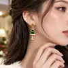 Pendientes Exagerados de Copo de Nieve Navideño de Europa y América, Personalidad Transfronteriza, Diseño Dulce y Creativo, Pendientes Acrílicos de Árbol de Navidad