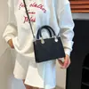 Bolso de Hombro Nuevo Estilo Coreano para Mujer, Bolso de Axila con Diseño Personalizado, Bolso Cuadrado Pequeño de Mano de Jacquard de Moda de Alta Gama para Mujer