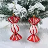 Adornos navideños de plástico, medias navideñas, muletas, colgantes, pequeños adornos para árboles de Navidad.