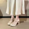 Zapatos Mary Jane Negros de Estilo Francés con una Sola Correa, Tacones Altos de Punta Cuadrada, Boca Baja, Moño y Tacón Grueso