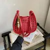 Bolsa de Palha Tecida de Grande Capacidade Estilo Coreano Estilo Preguiçoso para Viagem Transfronteiriça 2026 Bolsa de Ombro Transversal Casual Versátil para o Dia a Dia