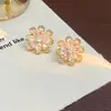 Pendientes de Zirconia Zirconia Aguja de Plata Industria Pesada Atmosféricos Pendientes de Botón Flor Tridimensional Romántica Francesa Incrustados de Zircón