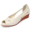 Sandálias Femininas Roupa de Fora 2024 Novos Sapatos Femininos Chinelos Moda Feminina Salto Grosso Sapatos de Camada Única Sandálias de Bico Aberto