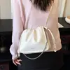 Bolso bandolera de alta gama, diseño de nicho, con cordón fruncido, bolso pequeño, nuevo y moderno 2026, bolso de cadena versátil de moda