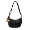 Bolsa Transversal Estilo Coreano Simples e Despojada Formato Dumpling para Mulheres Inverno 2025 Nova Bolsa de Ombro Retro de Grande Capacidade para o Dia a Dia