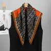 Novo Estilo 2026 Lenço Quadrado Versátil Coreano de 68cm Lenço Decorativo Estampado Retro de Primavera Lenço de Seda Clássico da Moda Feminina