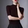 Camiseta Interior de una Pieza sin Costuras para Mujer con Cuello Semi Alto y Mangas de Longitud Media, Nuevo Estilo de Punto Primavera/Otoño, Top Versátil de Temperamento