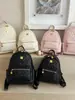 Nueva mochila con relieve en forma de corazón transfronteriza para estudiantes, bolsa ligera para viajes diarios, mochila pequeña de nicho de lujo ligero