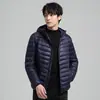 Chaqueta Corta Ligera de Plumas para Hombre 2023 Nueva Chaqueta con Capucha Moda de Invierno Chaqueta de Cuello Alto 90 Plumas de Pato Blanco Ropa de Hombre