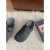 Jin Mi 2024 Invierno Suela Gruesa Combinan con Todo Hebilla Calientes Pantuflas Mujer Punta Cerrada Fieltro Gamuza Deslizables Zapatos Mueller para Mujer