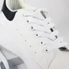 Fabricante Kurojin Wholesale Cordones Planos de Malla Sólida de Poliéster de 1 cm Adecuados para Zapatos Casuales, Tenis y Zapatos de Lona
