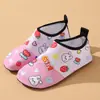Venta Directa de Fábrica de Zapatos de Playa para Niños, Antideslizantes, Resistentes al Desgaste, Transpirables, Resistentes a Cortes, Calcetines para Piso de Interior y Cubrezapatos Adhesivos