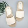 Chinelos de uma tira para exterior novos, tendência de verão para mulheres, calçados de moda para usar fora, imitação de corda de cânhamo, sapatos casuais de salto baixo, comércio exterior
