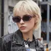 Gafas de Sol Pequeñas Cuadradas Estilo Ojo de Gato con Diseño de Cielo Estrellado Retro Europeo y Americano para Hombres, Moda de Alta Gama, Estilo para Viajes, Gafas de Sol Versátiles para Mujeres, Modernas