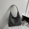 Nova Bolsa de Ombro Casual Retrô Texturizada Outono e Inverno Bolsa de Axila Personalizada 2025 Tendência Feminina Bolsa de Grande Capacidade