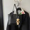 Bolsa Tote Feminina Moda Coreana Grande Capacidade Casual de Ombro 2026 Padrão Trançado Nicho Tendência Bolsa Feminina de Ombro Único