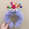 Faixa de cabeça divertida em formato de vara torcida, fofa com rosto de monstrinho de pelúcia, faixa para prender o cabelo ao lavar o rosto, olhos grandes usando chapéu, faixa de cabeça divertida antiderrapante