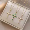 Collar para Mujer, Collar de Moda Estilo Ins con Colgante de Cruz de Lágrima de Zirconia Colorida, Cadena para Clavícula de Moda Europea y Americana