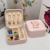 Joyero con letras creativas, portátil, estilo ins, para viajes, anillos, pendientes, collares, pendientes, caja de almacenamiento de joyas para las orejas