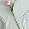 Decoração de flor de tulipa artificial enfeites de flor buquê artificial alto senso flores artificiais realistas flores de casamento adereços de foto