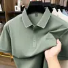 Nueva camiseta de manga corta de verano para hombres de mediana edad, estilo casual de negocios, polo bordado con cuello, camiseta lisa para hombre