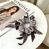 Goma de pelo scrunchie vintage versátil extragrande para adultos, elegante scrunchie floral para coleta