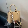 2026 Bolsa Transversal de Ombro Único Casual da Moda com Textura Simples, Bolsa Saco Feminina, Nova Bolsa Estilosa da Moda da Primavera
