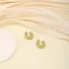 Brincos de Tarraxa Estrela com Textura de Metal Estilo Cool Luxo Leve Sensação de Alto Padrão Brincos de Aço Inoxidável Brincos Elegantes Exquisitos para Mulheres