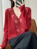 Cardigan 100% Lã Novo Outono e Inverno 2026 para Mulheres com Gola V Crochê Vazada Suéter Versátil Casaco Solto
