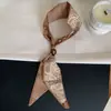 Colar Cachecol de Seda com Bolinhas e Flor de Caju Estilo Retrô Corrente para Suéter Feminina Nicho Francês Único Acessórios de Cachecol Versáteis Ajustáveis