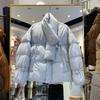 Jaqueta de Penas Nova de Inverno 2025 com Cachecol Embutido para Mulheres, Curta, Acolchoada tipo Pão, com Botão de Chifre, Branca Espessa, Tendência