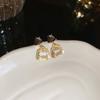 Pendientes de plata con forma de aguja, diamantes superbrillantes, flores moradas y perlas, pendientes de lujo de moda, pendientes franceses de alta gama al por mayor