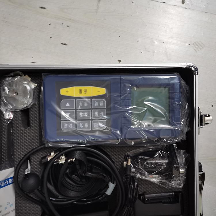 漏水检测仪特写.