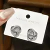 Coreano-estilo requintado moda luz design de luxo pérola triângulo brincos de enrolamento elegante pequeno all-match brincos de alta qualidade