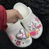 Zapatos de agujero adaptables accesorios estrella de amor plateada flor de zapato hebilla de zapato decoración de empeine de corazón de niña linda desmontable