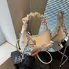 Bolsa de Mão Plissada com Laço Transfronteiriça para Mulheres 2026 Verão Novo Estilo Corrente Versátil Bolsa de Ombro Bolsa Transversal com Acabamento de Alto Padrão