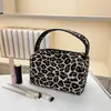 Nueva Bolsa Octagonal Estampado Cebra Leopardo Bolsa de Maquillaje de Gran Capacidad Alto Valor Estético Bolsa de Almacenamiento Portátil de Viaje Personalizable