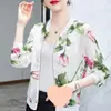 Camisa de Chiffon com Senso de Design para Mulheres de Meia-Idade e Idosas, Jaqueta Curta Estampada de Novo Estilo, Cardigan Solto de Manga Longa para o Verão de 2026
