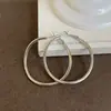 Pendientes de aro geométricos retorcidos de metal liso estilo Ins para mujer, simples, para el trabajo, con temperamento, versátiles, modernos, pendientes de moda, joyería para orejas
