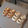 Sandalias para Bebé Niño 2025 Verano Nuevos Zapatos de Playa para Niños Antideslizantes Zapatos para Caminar para Niños Pequeños Zapatos Infantiles de Punta Cerrada Modernos