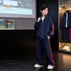Conjunto Casual Deportivo de Dos Piezas Estilo Coreano para Niños en Otoño: Chamarra con Cierre Suelto y Pantalones de Pierna Ancha para Niños Mayores, Atuendo de Otoño Moderno