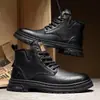 Botas Martin para Hombre 2026 Otoño Nueva Moda Botines Cortos de Gama Alta Suela Gruesa Cómodos Versátiles Casuales Zapatos de Cuero de Caña Alta 9367
