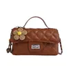 Bolso Cuadrado Pequeño de Moda de Color Sólido 2026, Versátil y Elegante, Bolso de Hombro Estilo Chanel para Mujer, Bolso de Cadena de Moda y Elegante para Mujer